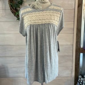 Jolt Gray and Cream Lace Top